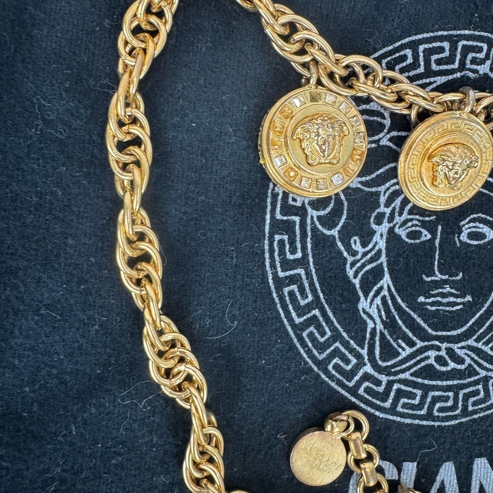 Versace  -RRRE- HRD TO FIND Gold Rope Chain Necklace with Medallions Crystals. - Picture 10 of 13